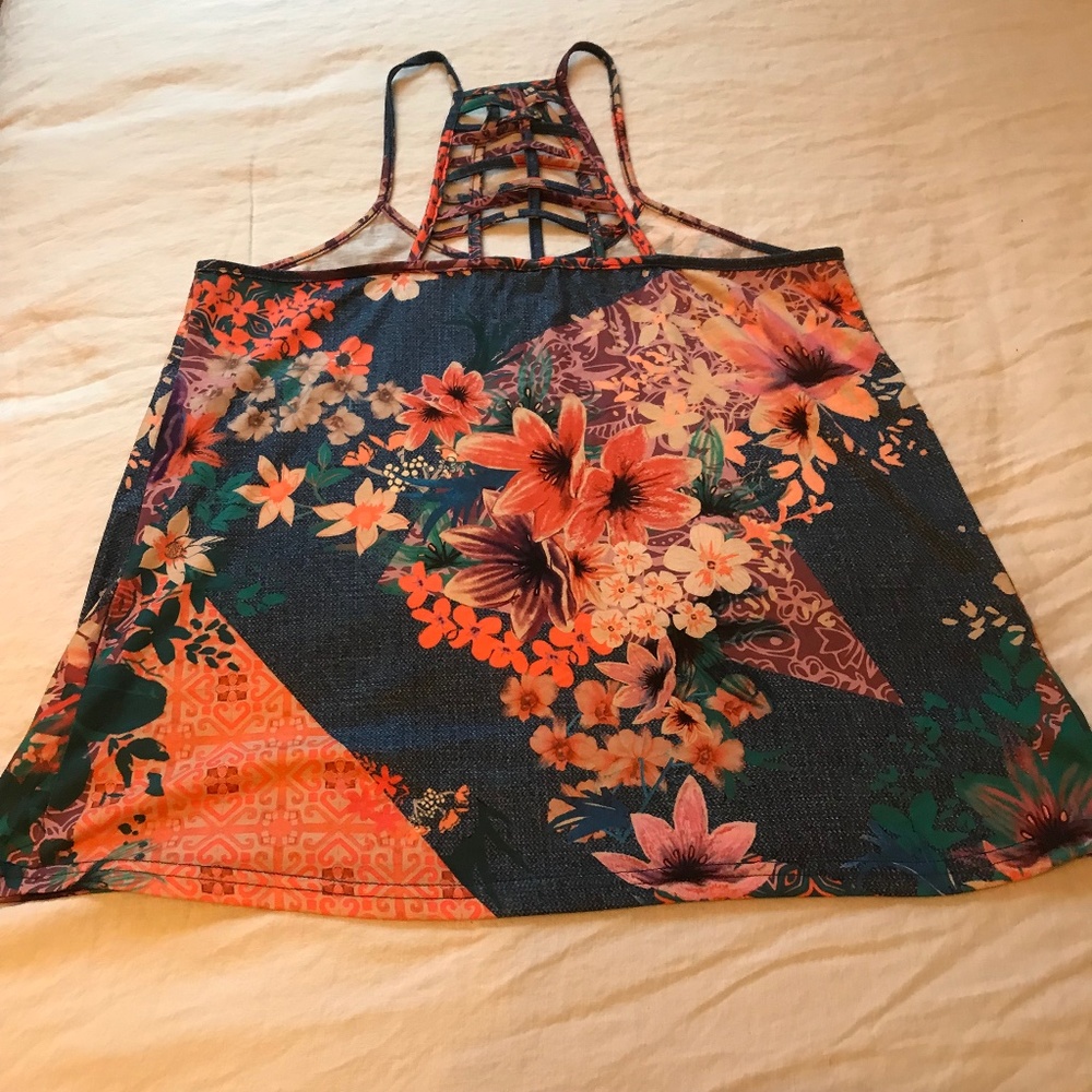 Smash tank top NWOT